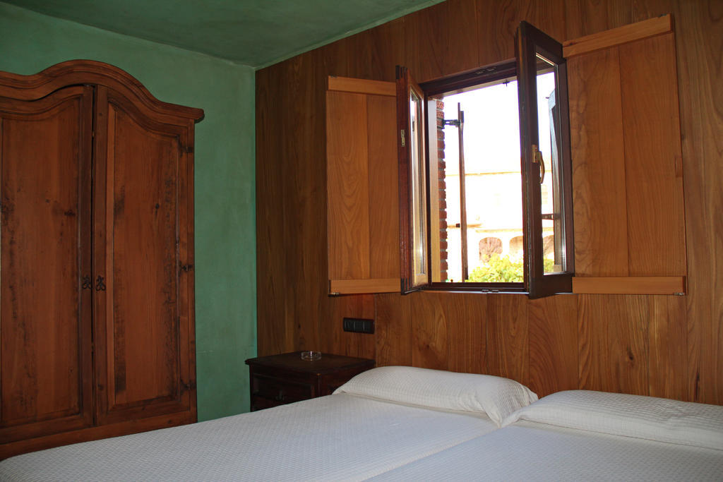 Calera Hotel